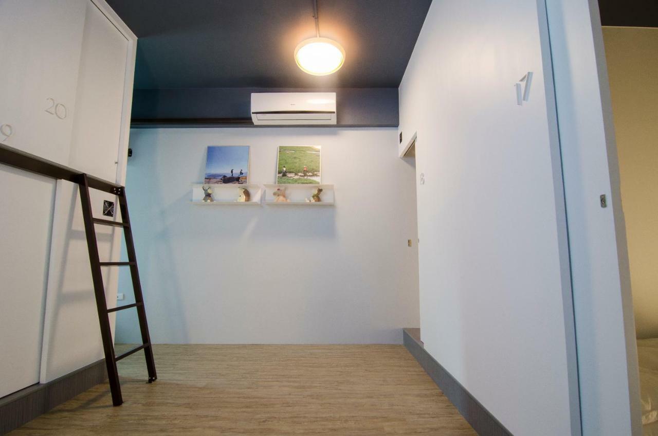 Flying Backpacker Hostel Yilan Екстериор снимка